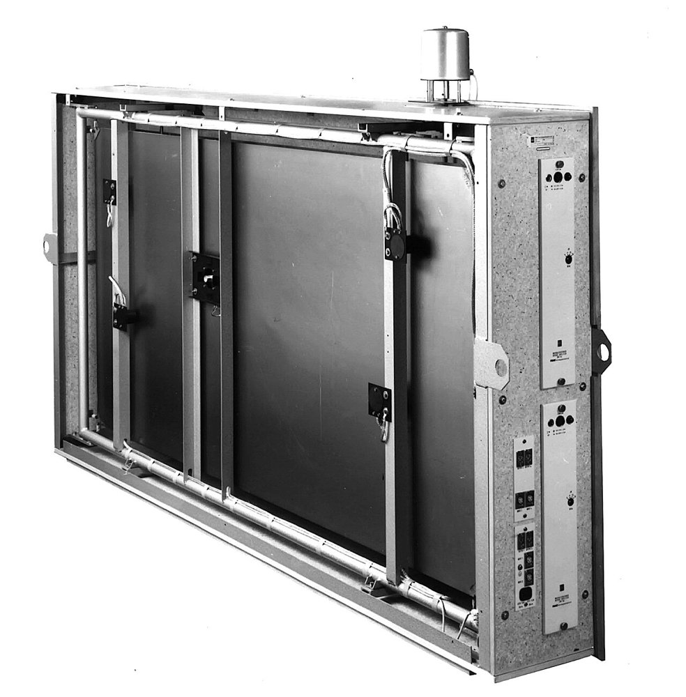 EMT 140 プレートリバーブの筐体